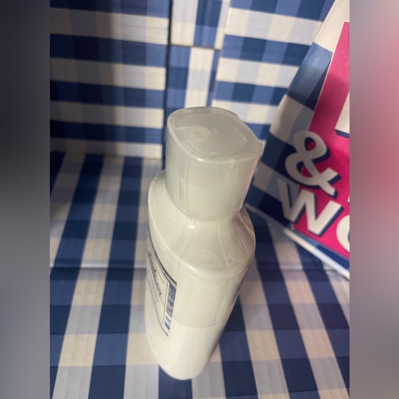 🌸5/$25 Fresh Getaway 🌸 - Picture 4 of 4